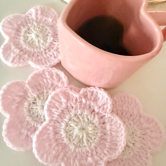 Aesthetic Cottagecore Daisy Crochet Coasters | New - Picture 5 of 6